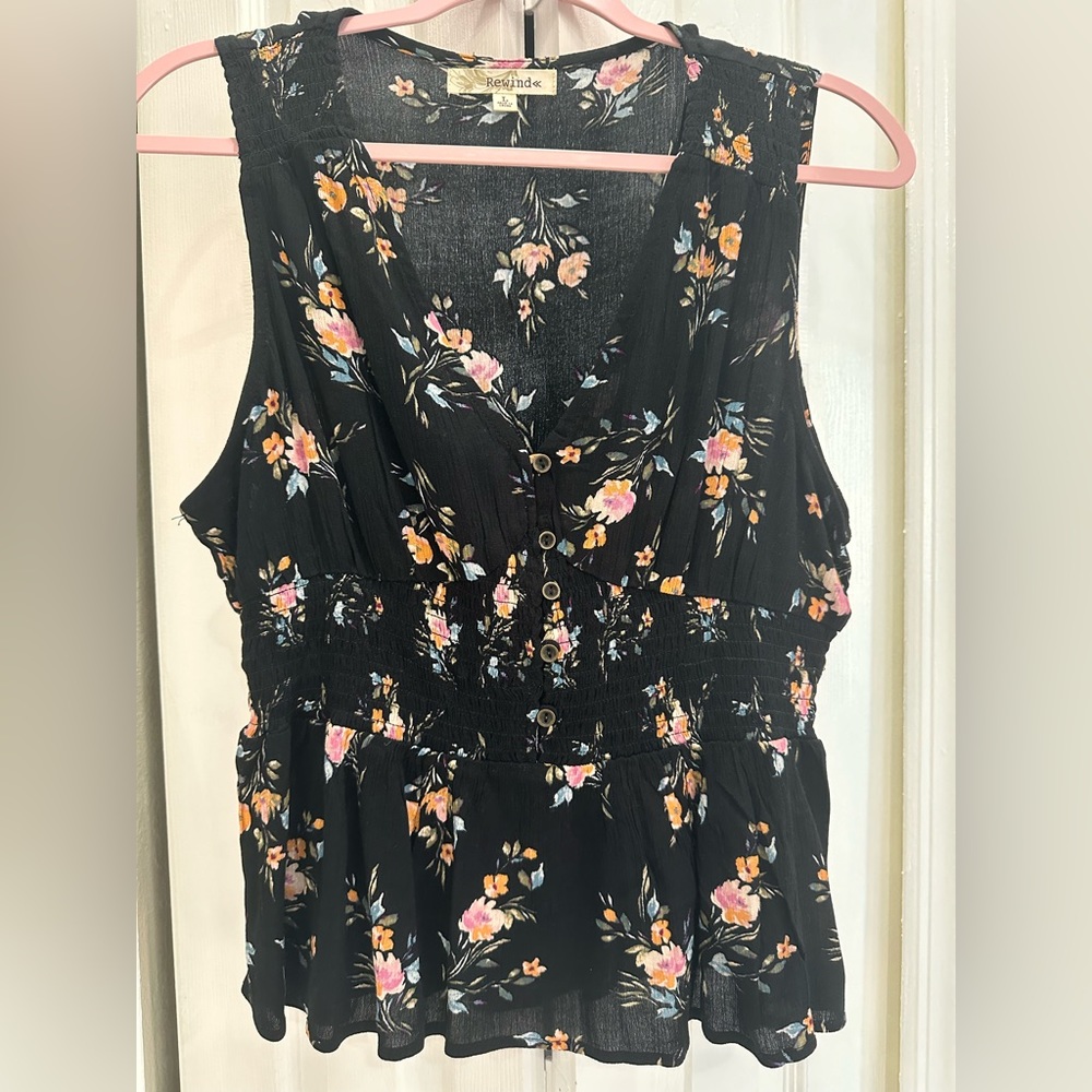 Flowered Blouse - Picture 1 of 4